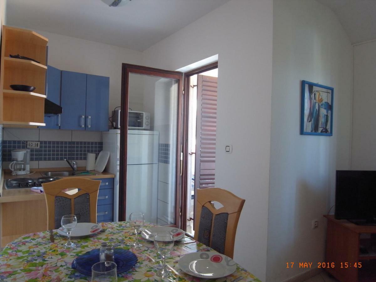 Apartmani Mw, Plavi Apartman Башка Экстерьер фото